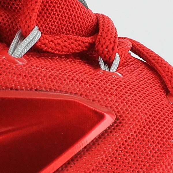 Lebron XIII 'On Court'